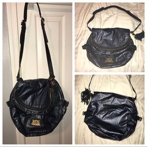 Juicy Couture traveler crossbody navy handbag